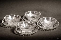 salad bowls with saucers