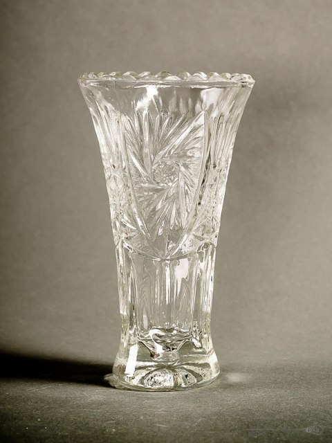 Rosette vase Ząbkowice Glassworks