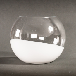 Vase sphere Glassworks Tarnowiec