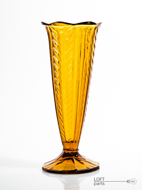 Brockwita Art Deco vase 6917