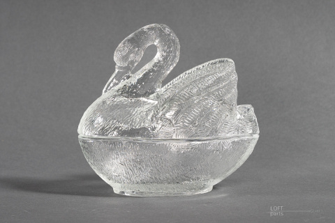 Swan chocolate box Ząbkowice Glassworks