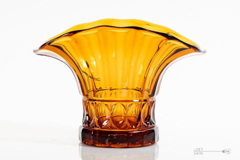 Honey vase in art deco style