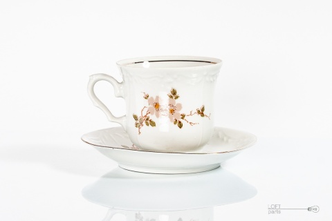 Porcelain cup Carolina