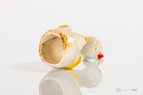 stara ceramiczna figurka