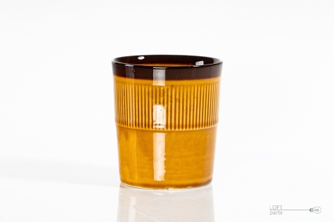 porcelitowy kubek chodzież