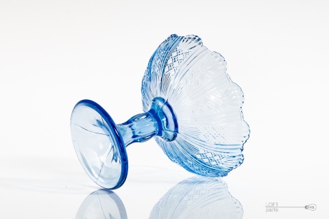 polskie szkło prasowane