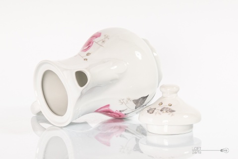 porcelanowy dzbanek jaworzyna