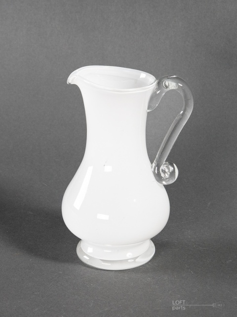 biały dzbanek tarnowiec