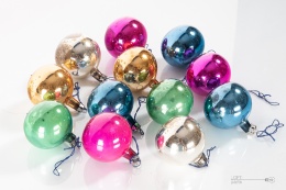 Christmas tree baubles PRL