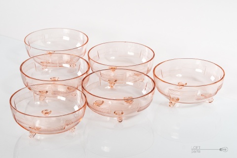 stare szklane salaterki