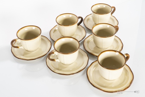 komplet filiżanek nostalgia