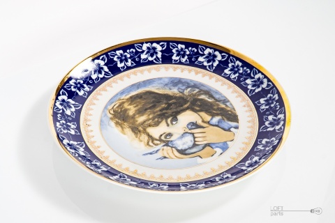 porcelanowa patera portret dzieci w malarstwie