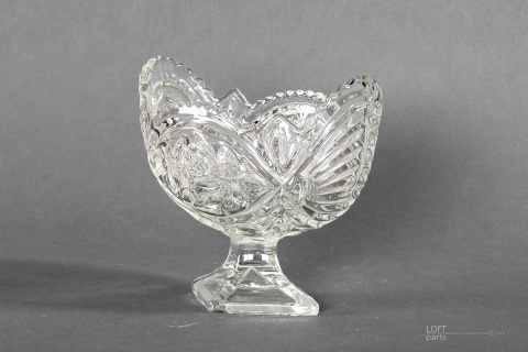 żardiniera z różą hortensja