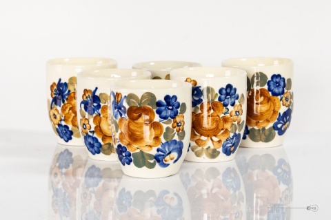 a set of mugs faience włocławek