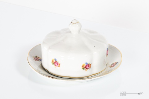 okrągłą maselniczka ćmielów