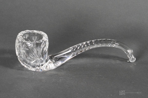 Crystal ashtray in the shape of pipe