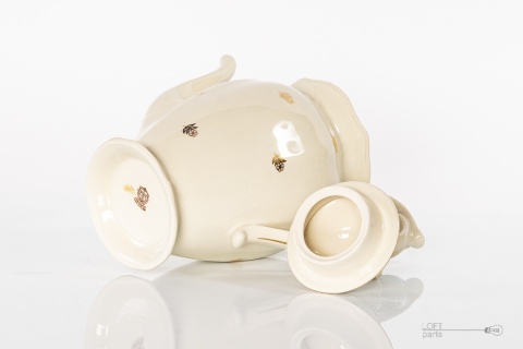 Porcelanowy dzbanek PRL