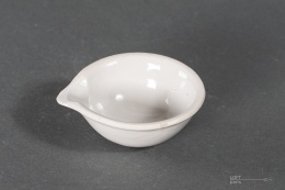 parownica porcelana chodzież