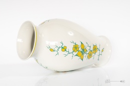 duży porcelanowy wazon